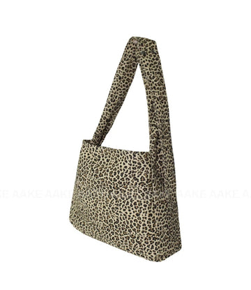 LEOPARD SNAP STRAP BAG